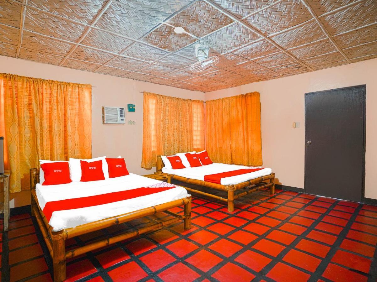 Oyo 875 Madhavi Beach Resort Balibago エクステリア 写真